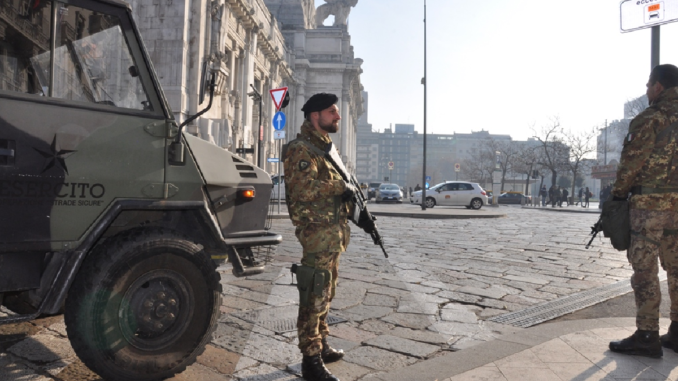 militare stazione centrale militare stazione centrale