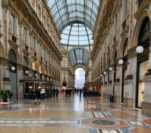 Milano - La Galleria Vittorio Emanuele II incredibilmente calma