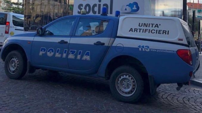 Tre pacchi bomba a Roma