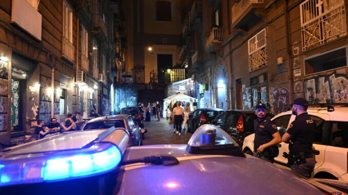 Napoli violenza Napoli violenza