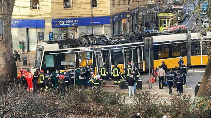 Milano tram schianto