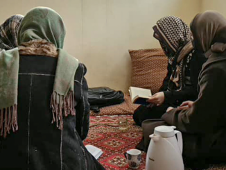 donna abusata afganistan