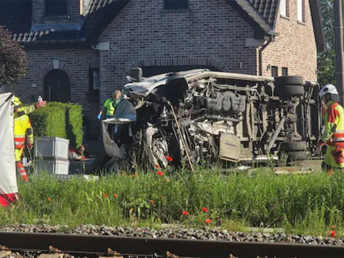 belgio treno scuolabus