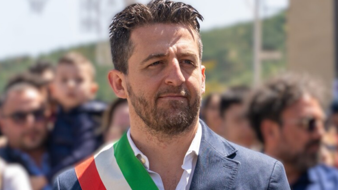 Sindaco Flavio Stasi